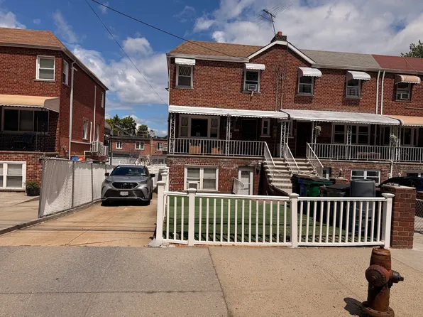 934 Balcom Avenue image 1 of 15