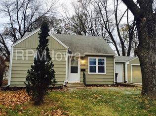 7007 SW 15th St, Des Moines, IA 50315