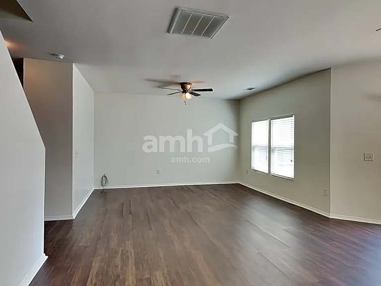 4430 Kiddle Ln — Photo 7