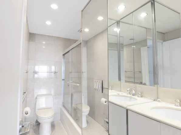 205 East 63rd Street image 10 of 12