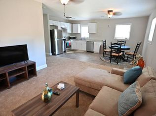 6370 Lower Dixie Lake Rd #B, Union City, GA 30291