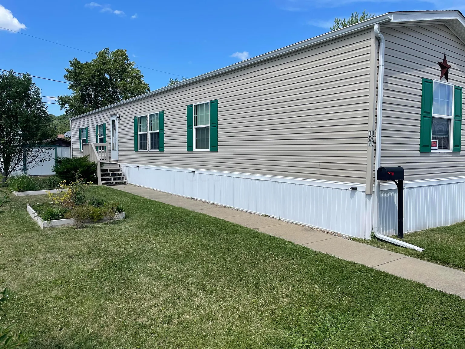 1660 E Main St Lot 107 photo 1