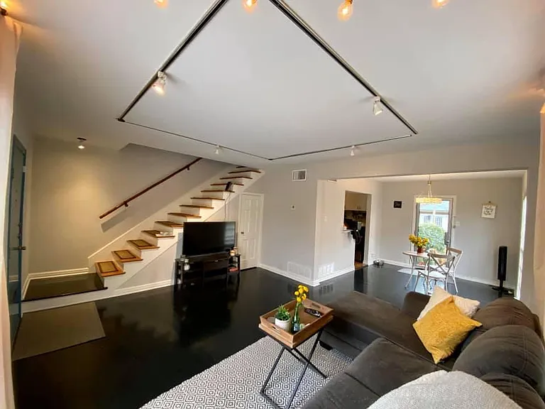 1915 N Prairie Ave #B — Photo 6