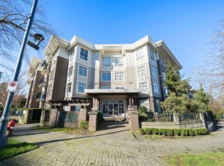 13555 Gateway Dr #318, Surrey, BC V3T 0B5