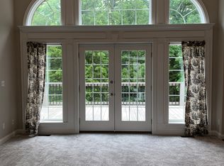 3901 Lake Ridge Ct, Crestwood, KY 40014