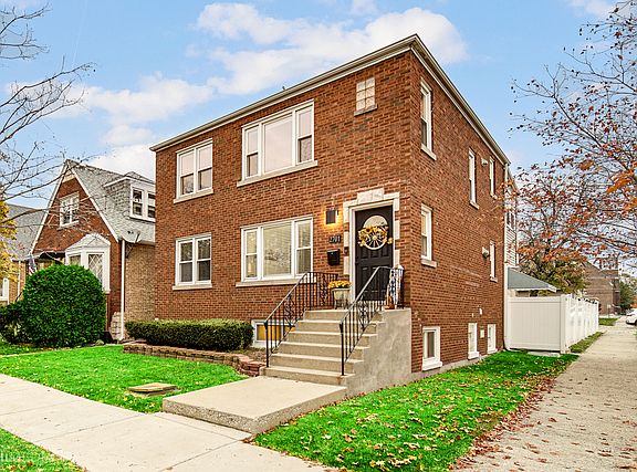 3rd image of 2701 N 73rd Ave #1