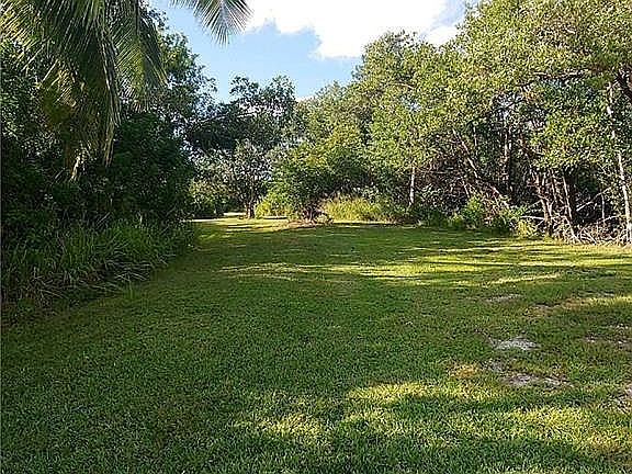 4th image of 2 Plantation Pkwy