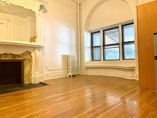 Rented by Corcoran | media 14