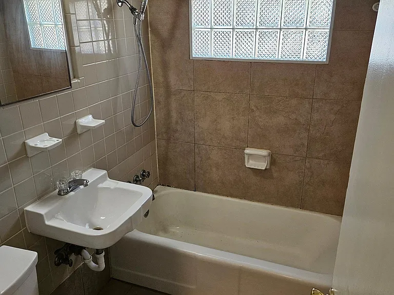 2813 NW Morningside Dr — Photo 11
