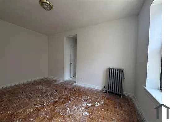 2851 Valentine Ave #A32 — Photo 6
