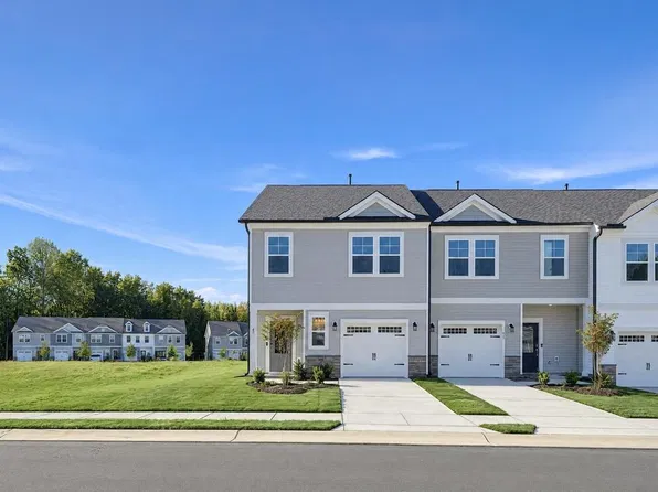 45 Shay St, Angier, NC 27501