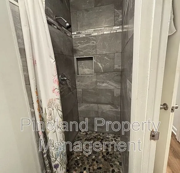 2012 Lakemeadow Dr — Photo 50