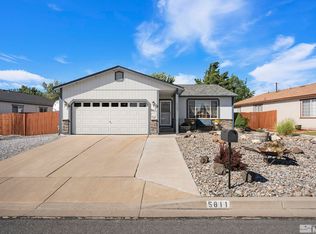 5811 Lightning Ct, Sun Valley, NV 89433