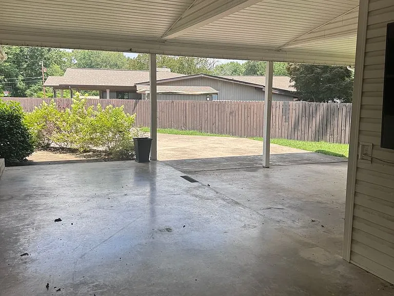 901 Pinedale Rd — Photo 24