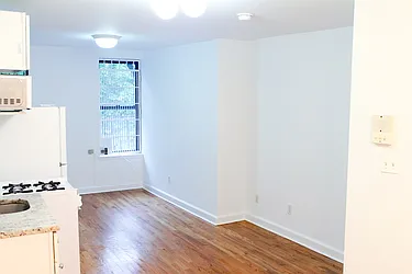 Rented by Urban Real Estate Inc