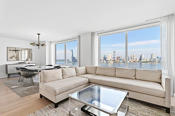 Rented by Compass | media 7