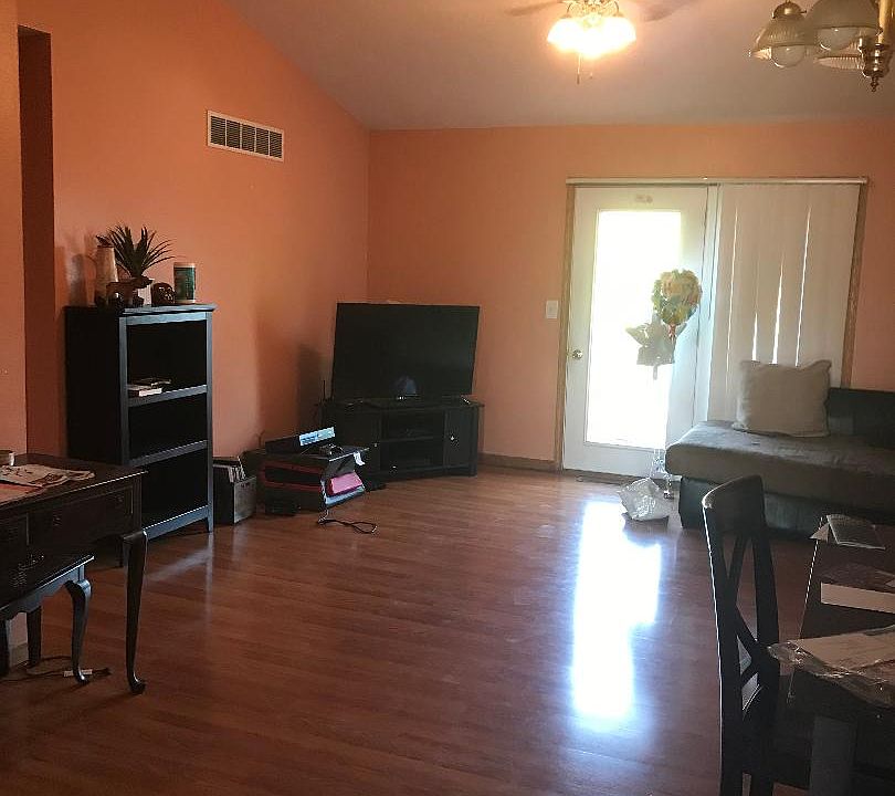 2nd image of 2224 13th St