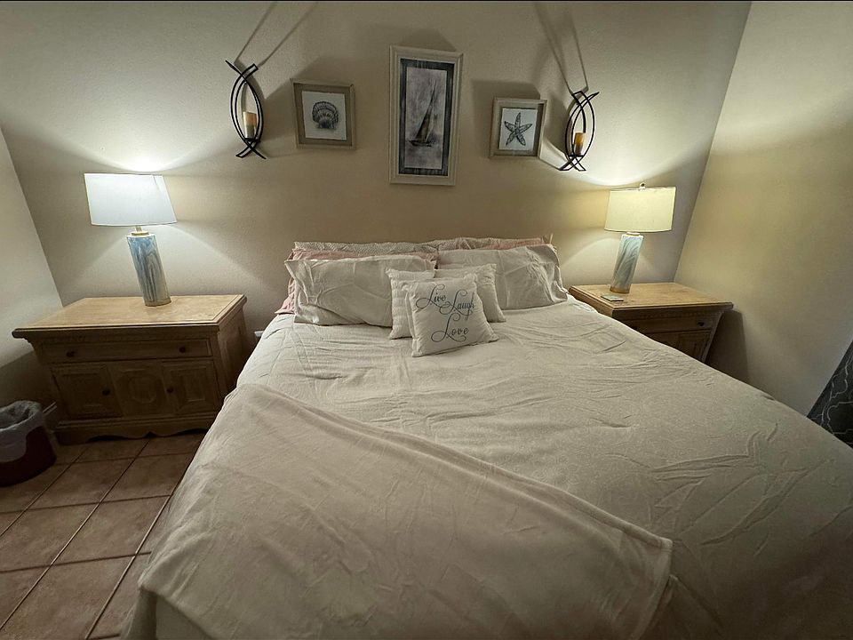 1st image of 4507 Furling Ln Suite 305