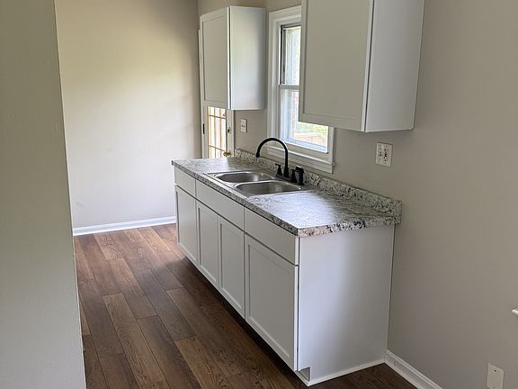 2nd image of 8909 Brandywyne Dr