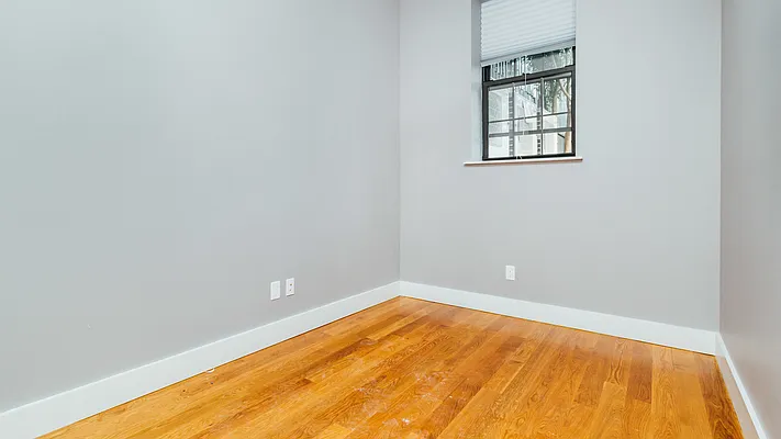 Rented by Nooklyn NYC LLC | media 50