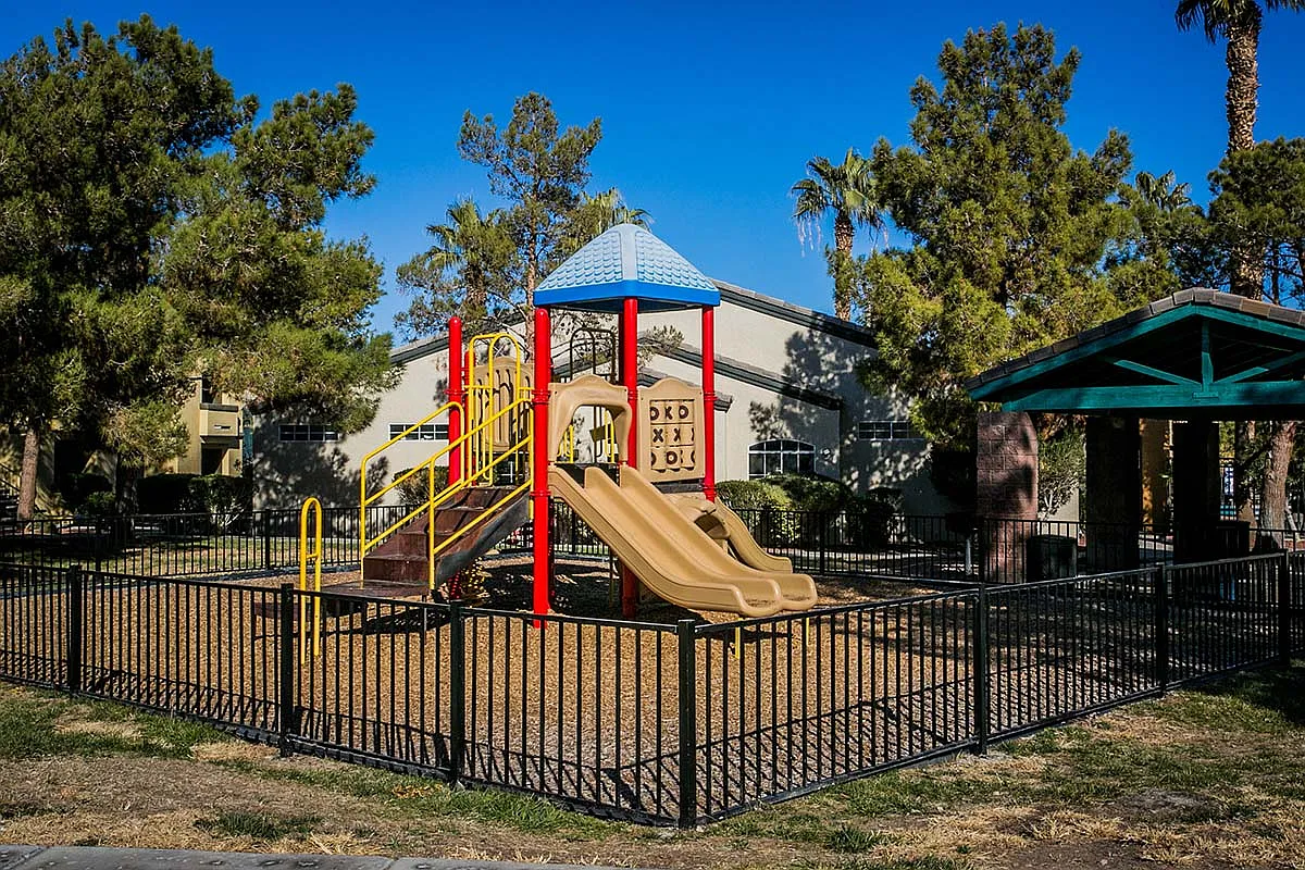 Newport Village — Photo 4