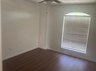 1928 Helen Ln, Lewisville, TX 75067
