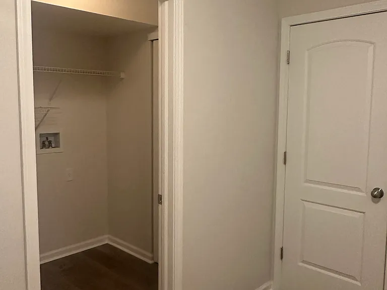 758 Hidden Springs Dr — Photo 14