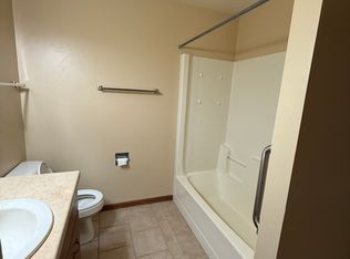 2106 Bufflehead Ln #2, Green Bay, WI 54311