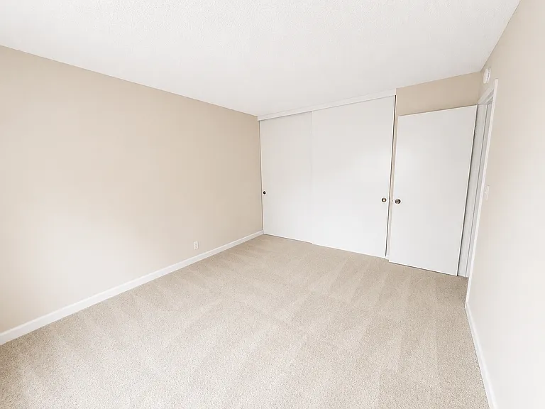 39015 Walnut Ter — Photo 11