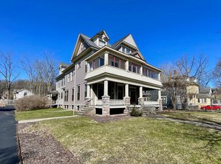 237 Stuart Ave, Kalamazoo, MI 49007