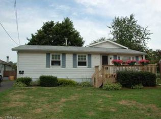 37 Aceto St, Branford, CT 06405