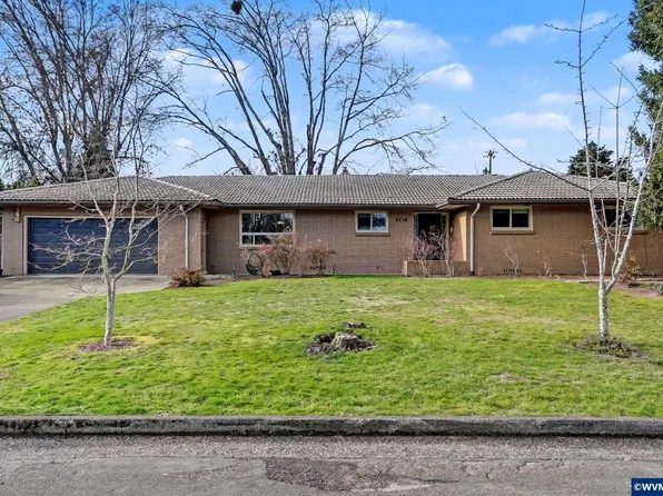 2718 Columbus St SE, Albany, OR 97322