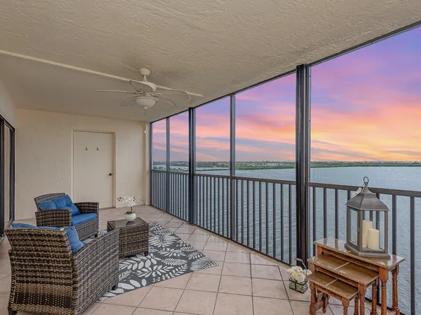 250 S Sykes Creek Pkwy #702, Merritt Island, FL 32952
