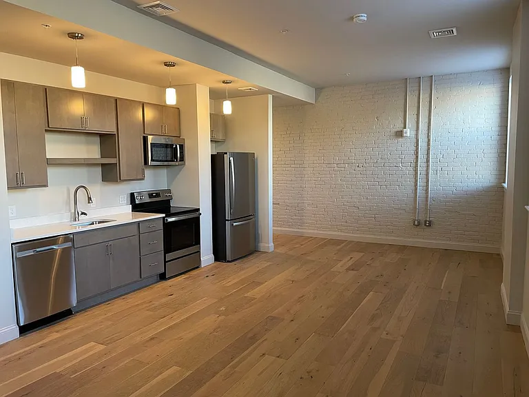 28 Petronelli Way — Photo 5