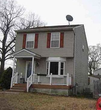 2nd image of 726 211th St