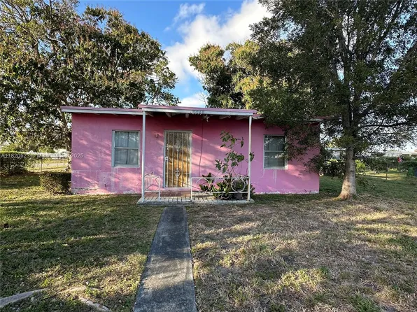 2575 NW 155th Ter, Miami Gardens, FL 33054