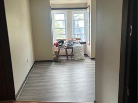 1546 7th Ave, Watervliet, NY