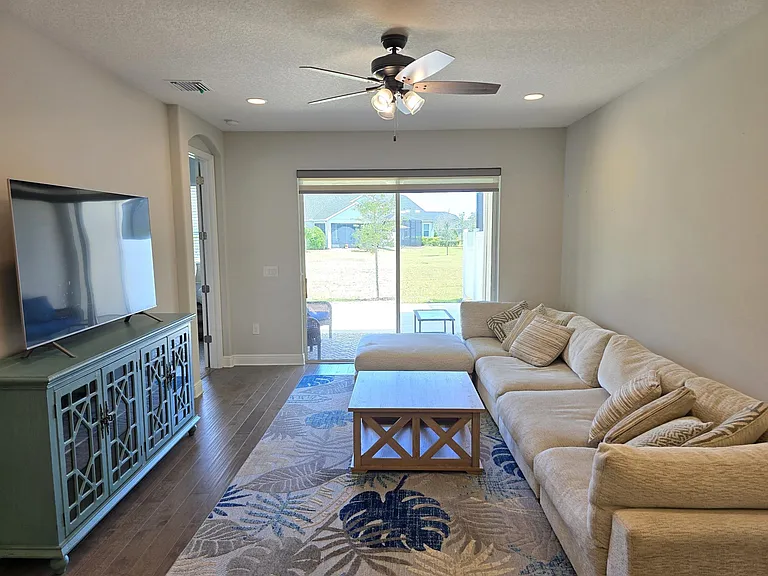 8514 Loren Cove Dr — Photo 12