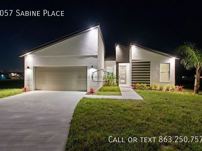 1057 Sabine Pl — Photo 3