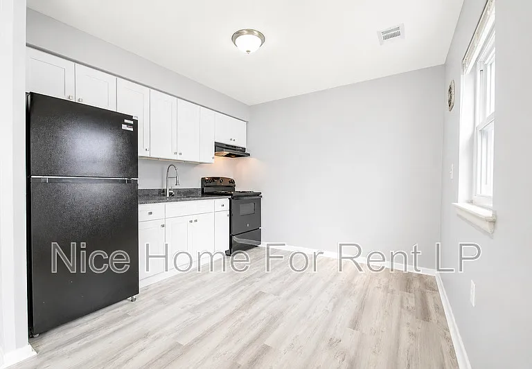 2602 N Jefferson St #B29 — Photo 3