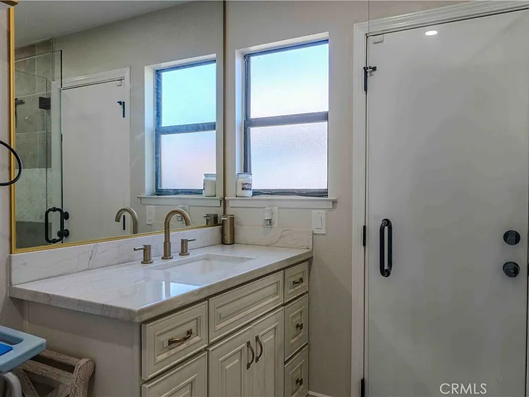 3809 Hanford Ave — Photo 16