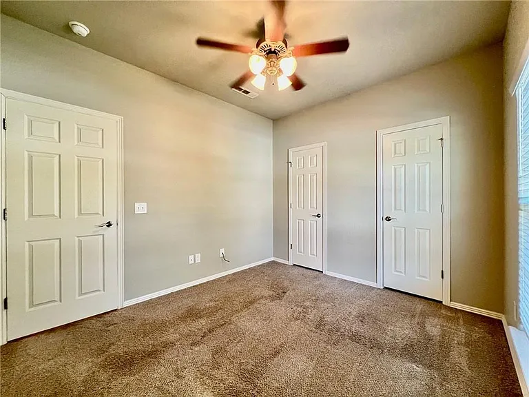 1276 S Blue Willow Ave — Photo 13