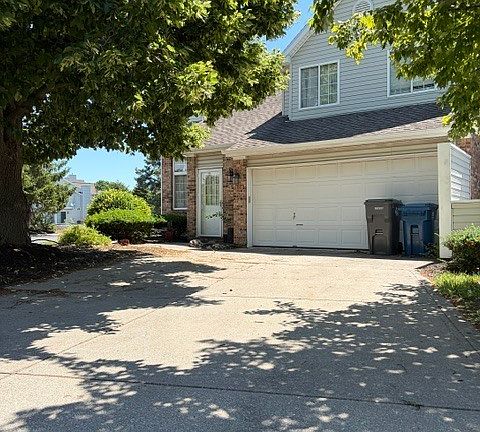 2nd image of 5947 W Bastille Way