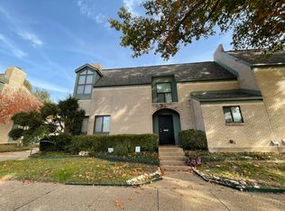 2627 McCart Ave, Fort Worth, TX 76110