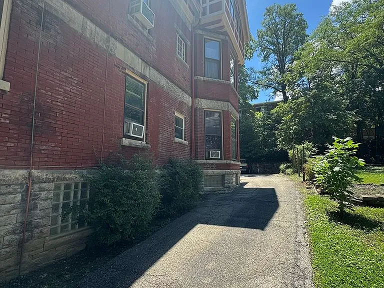 211 Loraine Ave — Photo 33