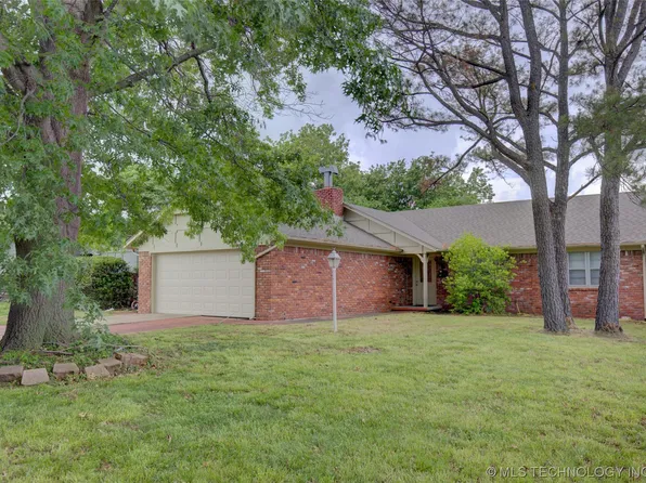 4922 S 94th East Pl, Tulsa, OK 74145