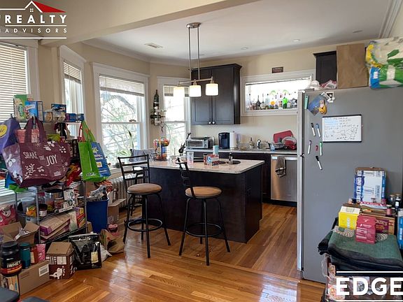 2nd image of 1 Glenley Ter