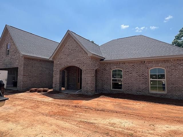 1st image of 567 Moselle Seminary Rd