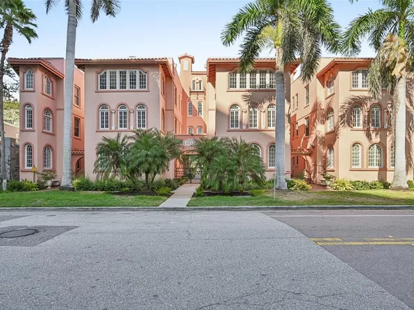 1221 N Palm Ave APT 207, Sarasota, FL 34236