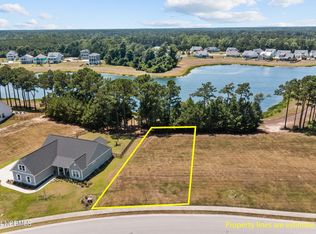 158 Spicer Lake Dr, Holly Ridge, NC 28445